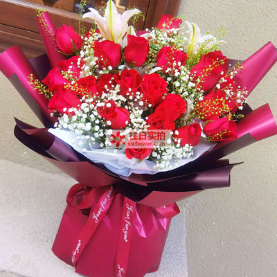 杭州30朵红玫瑰百合，做你余生故事里的人