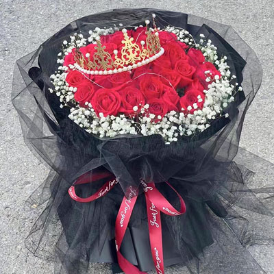 杭州33朵红玫瑰满天星皇冠，爱情圆满